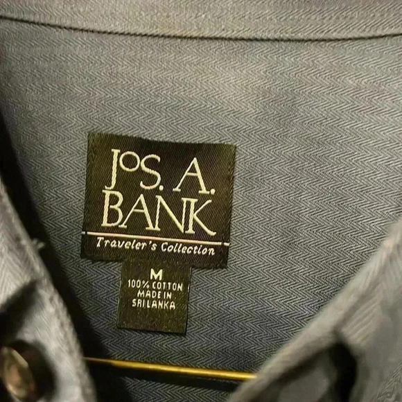 Jos. A. Bank travelers collection shirt, size Medium. Excellent condition. - Picture 3 of 5